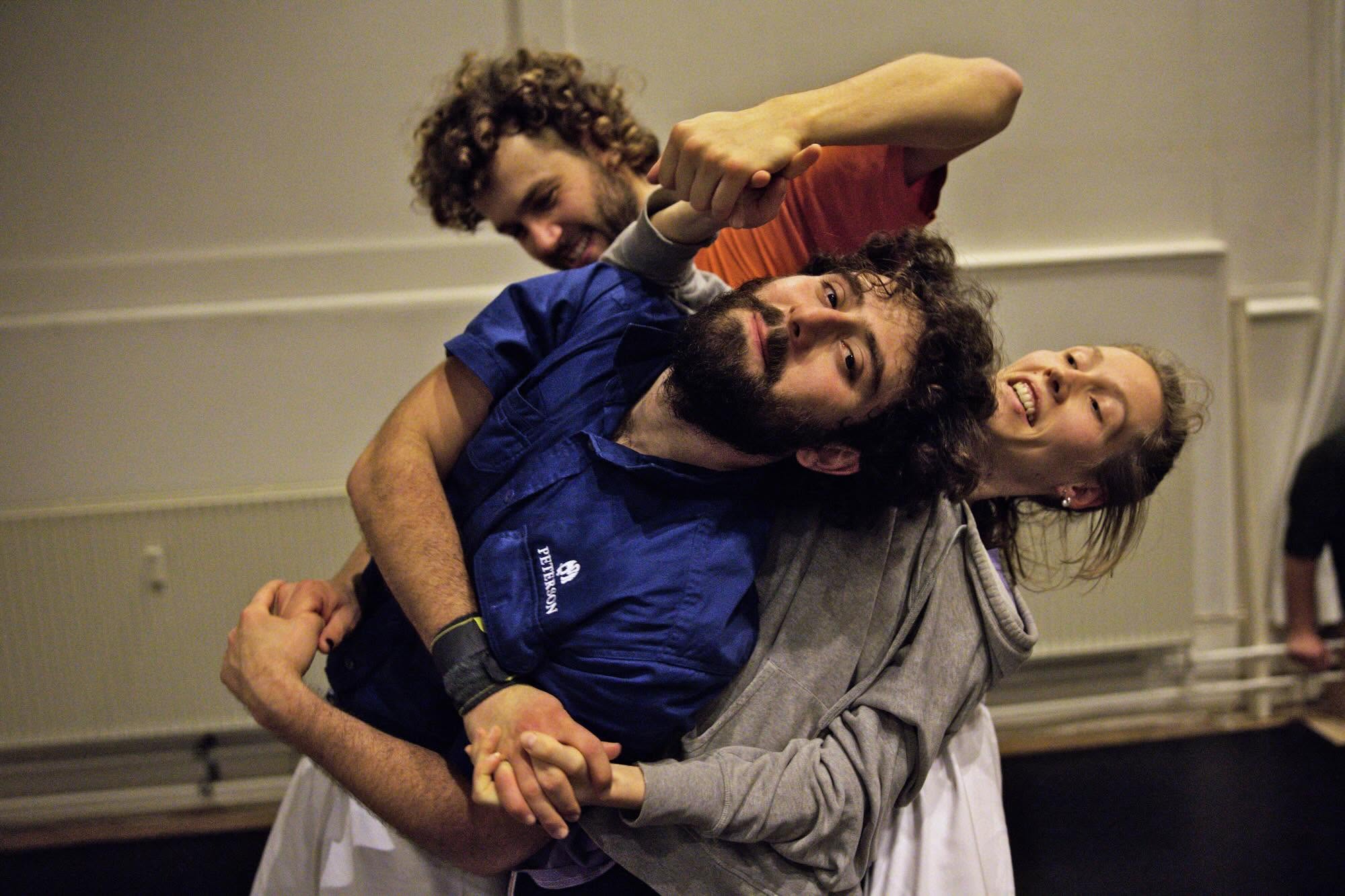 Sunday Dances, the Underscore, w Anne, live Alice Rose, Forsøgsstationen kl 15-18+