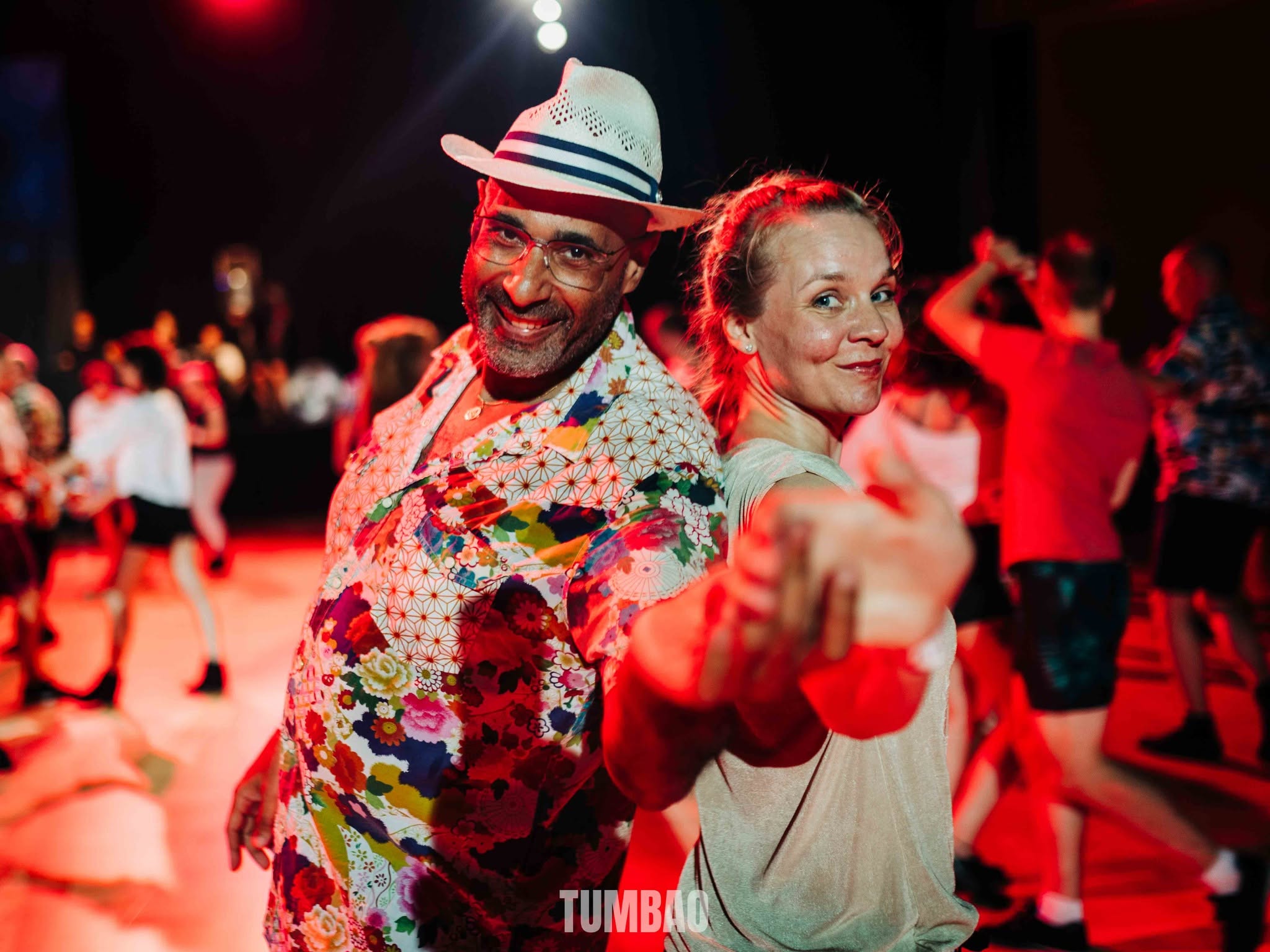 Stage découverte & perfectionnement en West Coast Swing à FOIX !