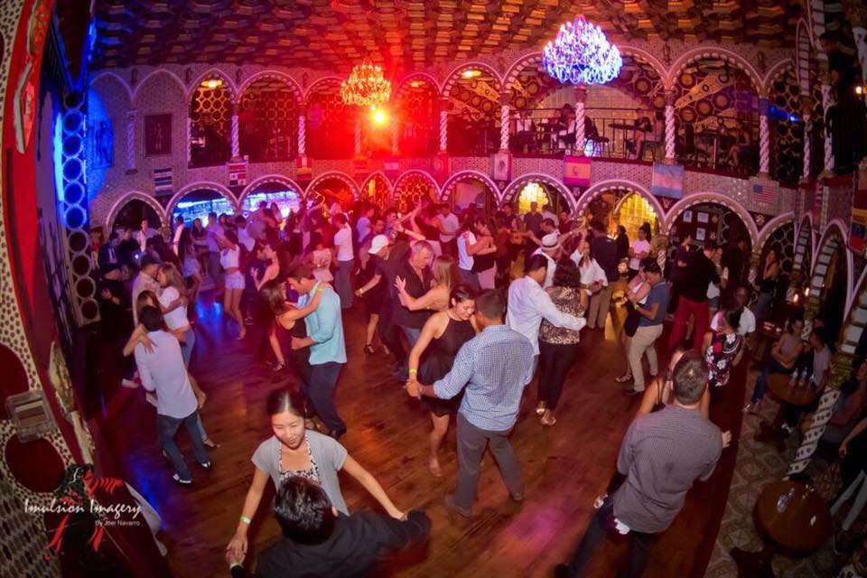 Salsa and Bachata every Friday at Tango Del Rey lessons and dancing