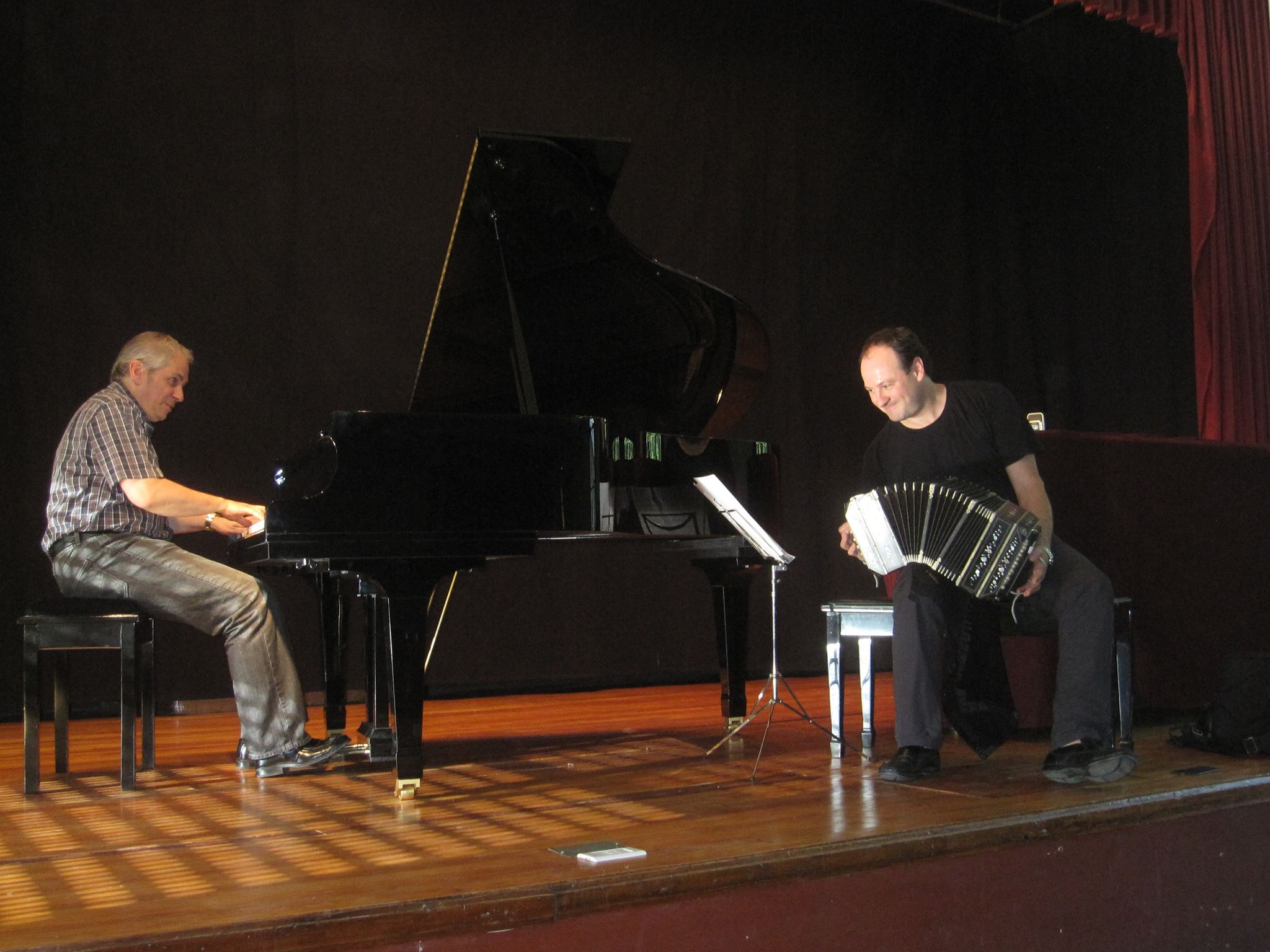 Milonga Oriental Live tango!