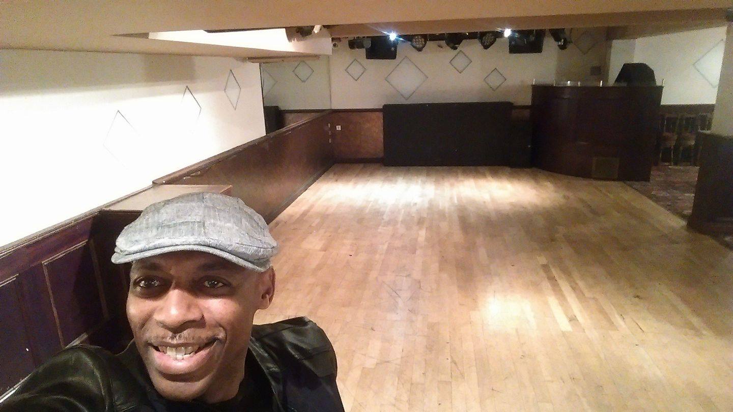 Hennesseys Music Wednesday&Thursdays