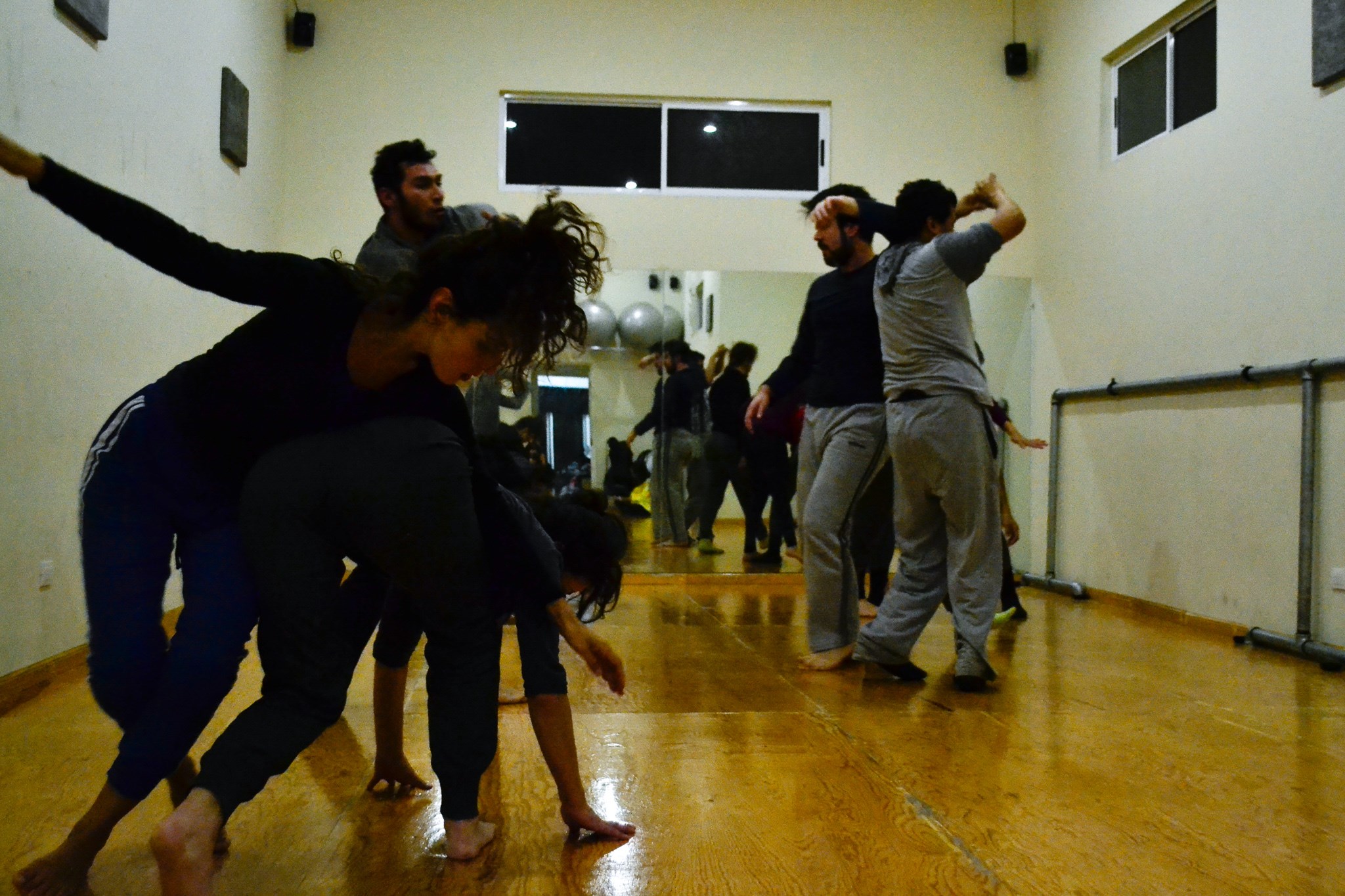 Contact Jam Abril 2019: 2