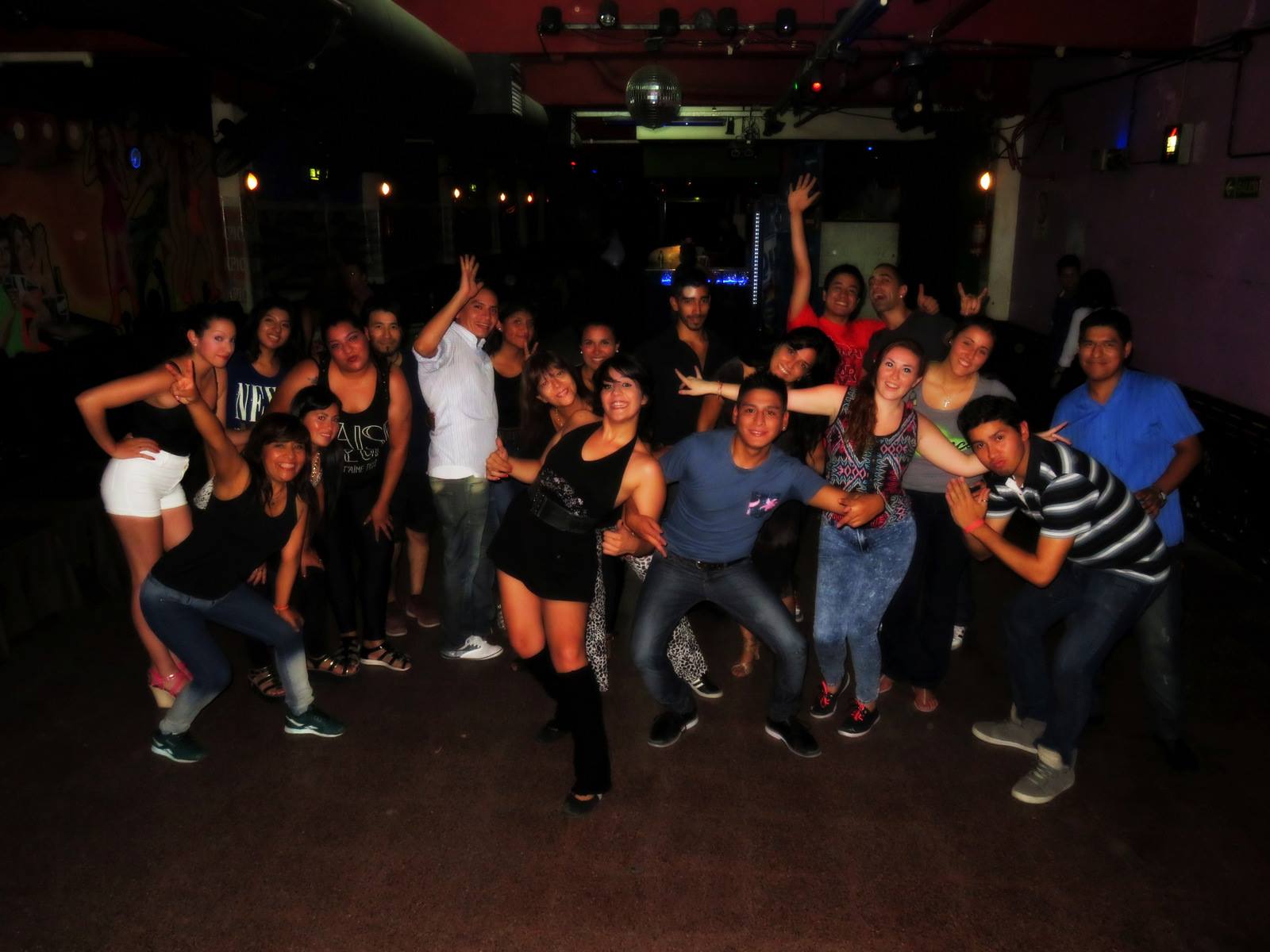 Jueves bachateros en "Dame Tu Bachata"