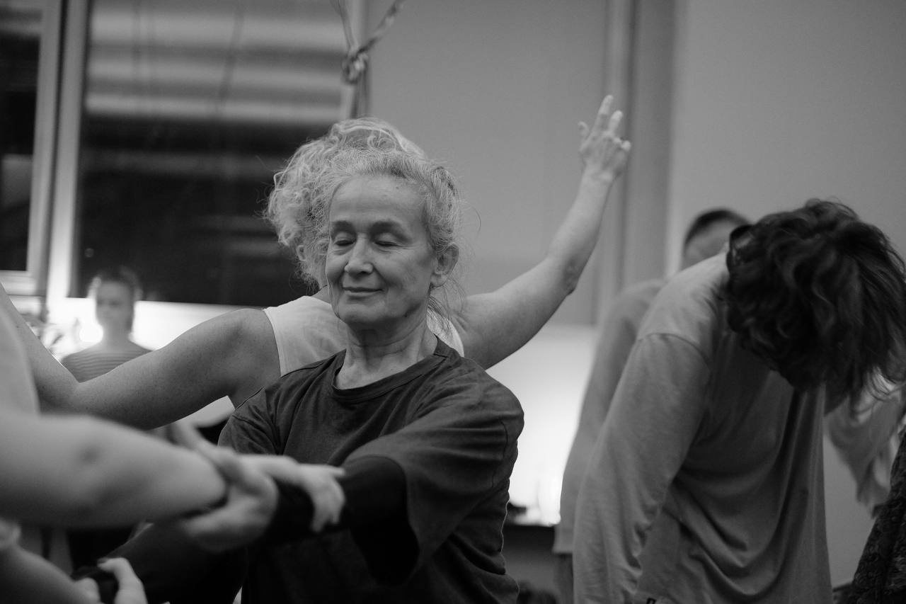 "𝑩𝒆𝒂𝒖𝒕𝒚 𝒊𝒔 𝒊𝒏 𝒕𝒉𝒆 𝒆𝒚𝒆 𝒐𝒇 𝒕𝒉𝒆 𝒃𝒆𝒉𝒐𝒍𝒅𝒆𝒓" Workshop with Anjelika Doniy