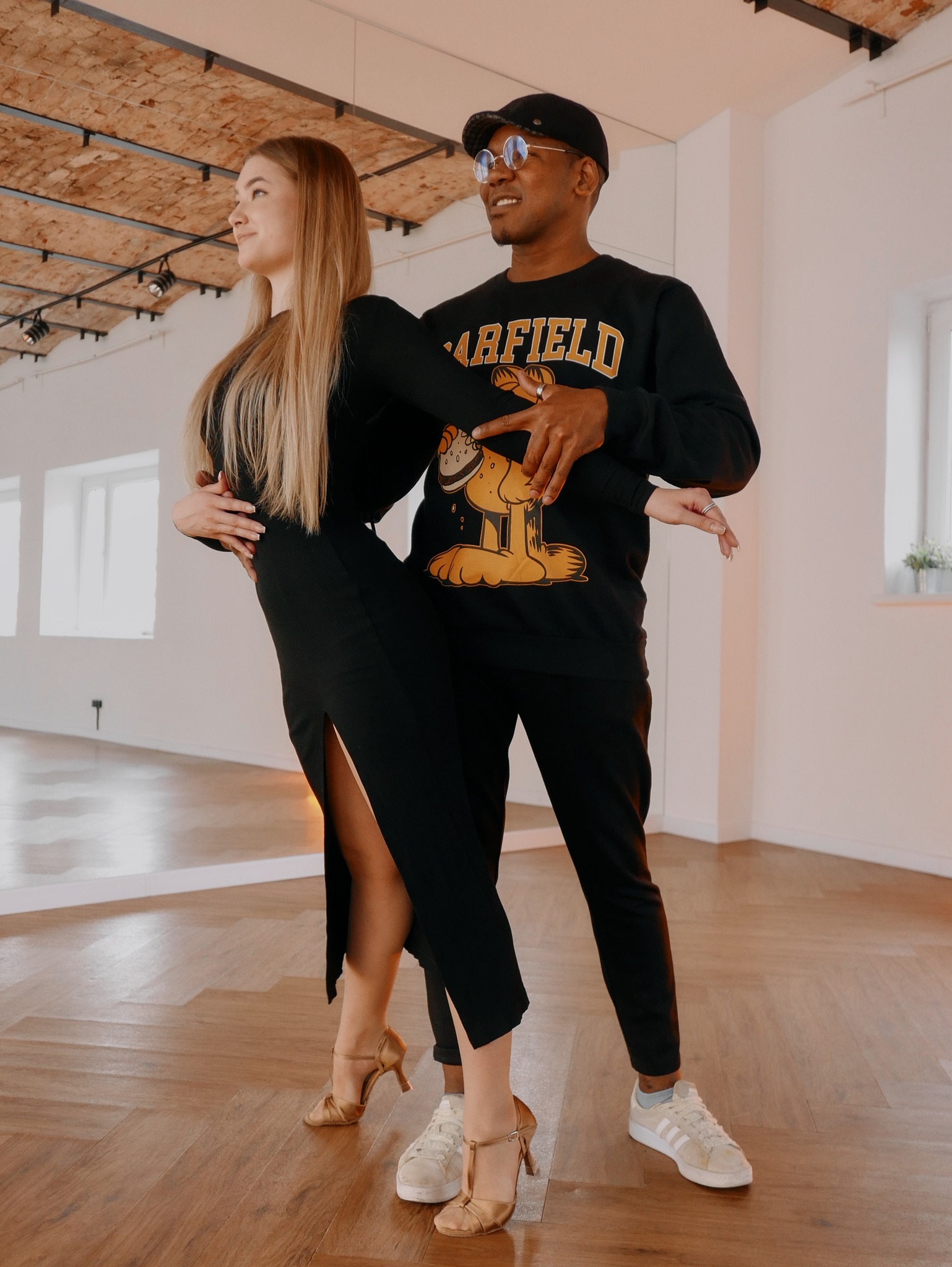 Bachata lessons for beginners in ENGLISH