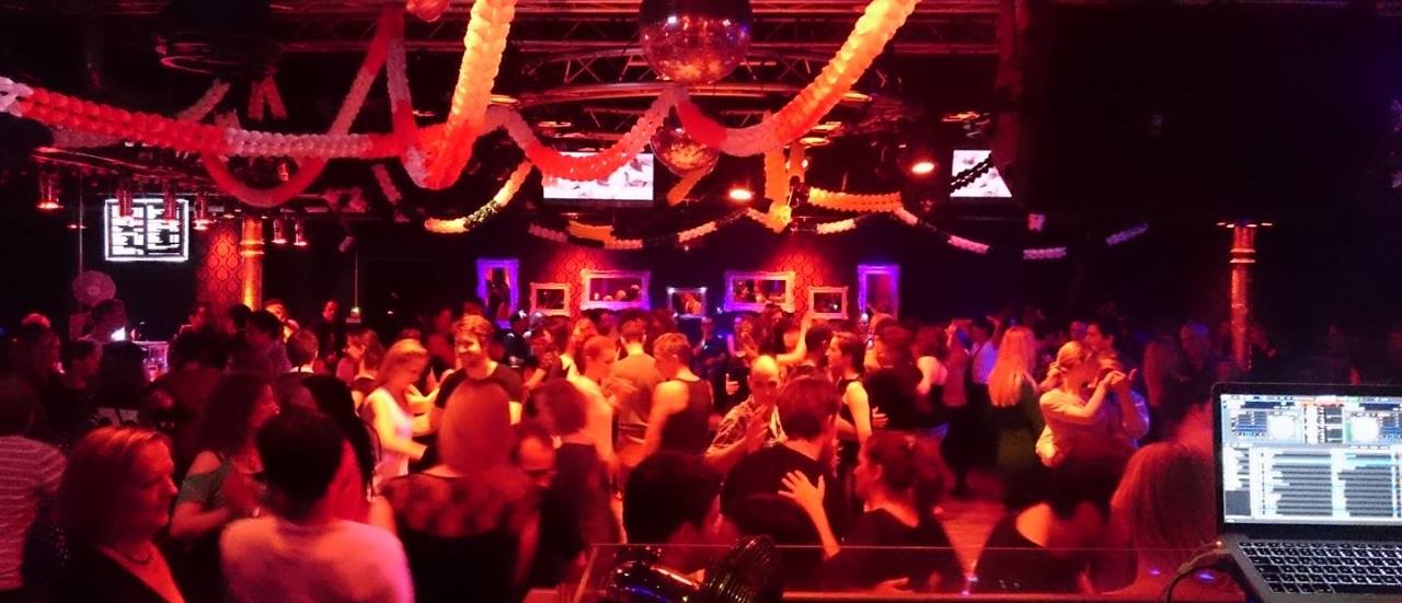 Soda Afterwork Salsa, Bachata, Mambo & Kizomba + Tanzanleitungen