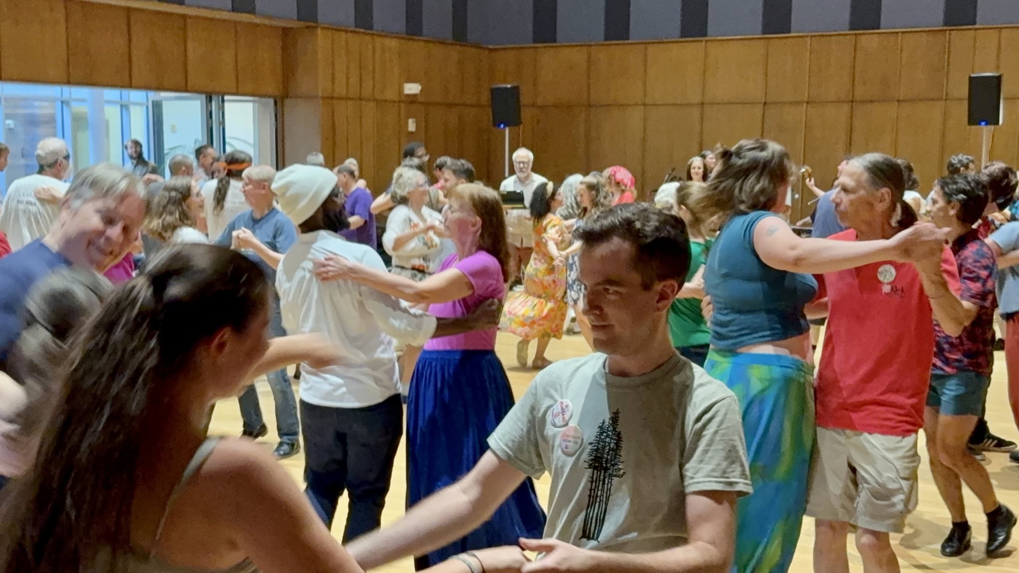 Silver Spring Contra Dance: Penelope Weinberger calling with Jonathan Vocke & Sarah Collins