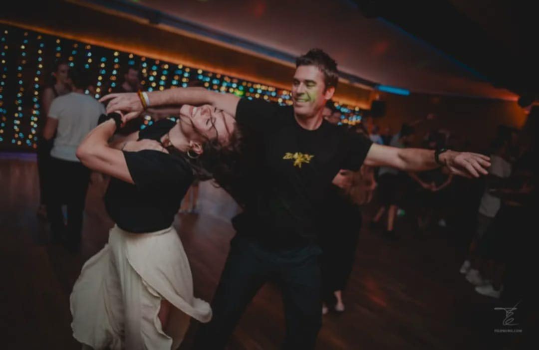 Brazilian Zouk for beginners in English