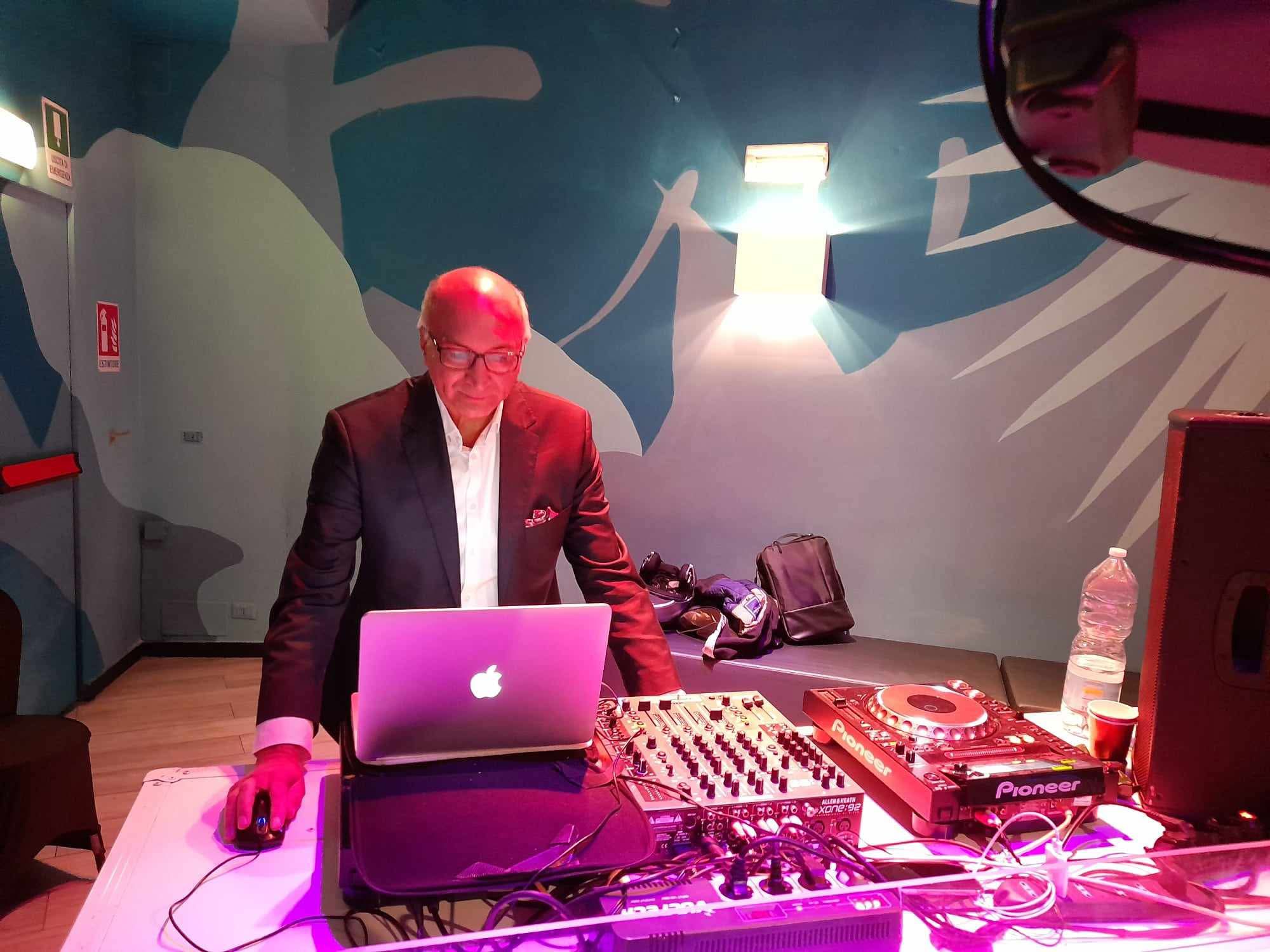 Czwartkowa Milonga Transgressiva - DJ Tino