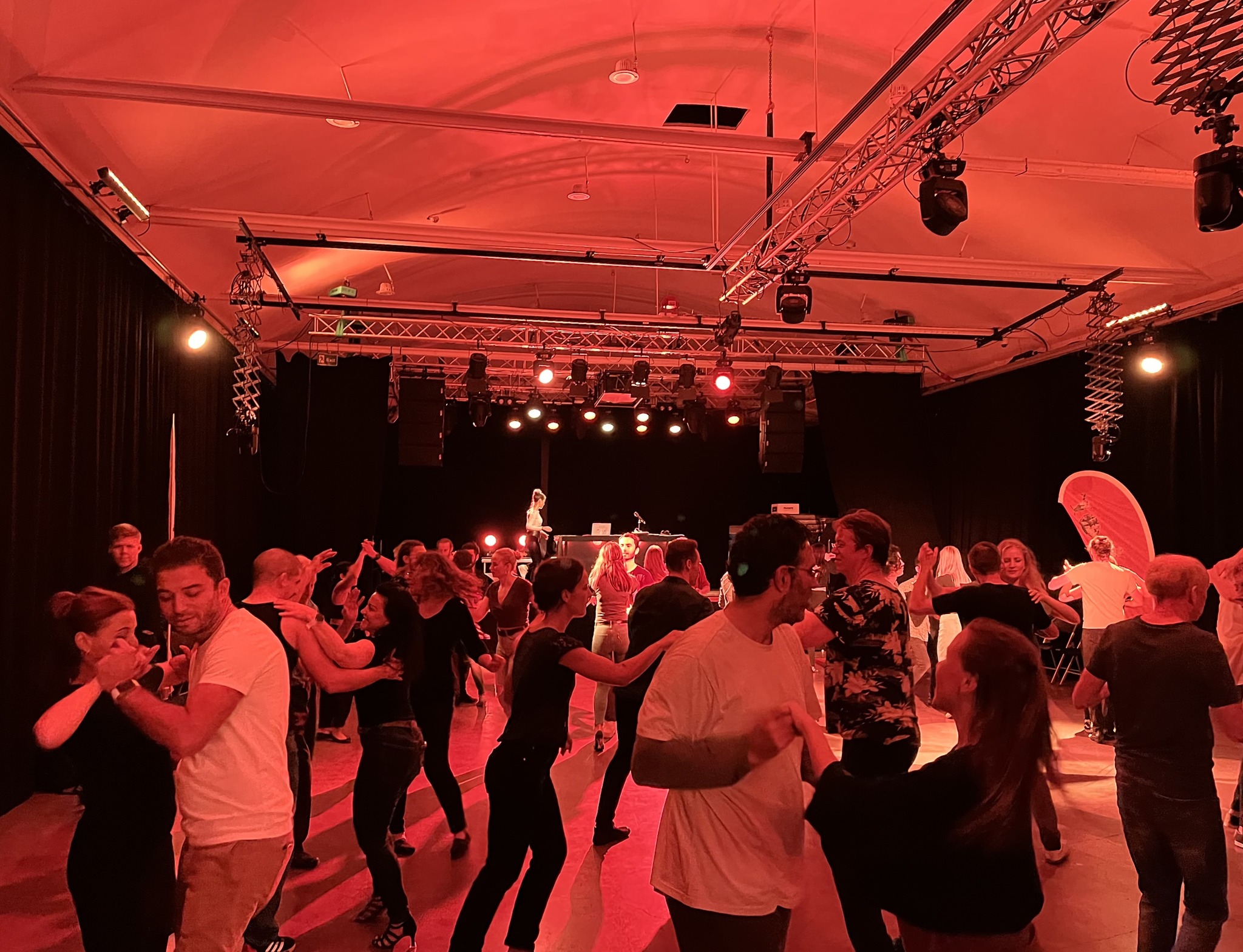 Salsa con Sabor! DJ Timbero & Salsa Borealis