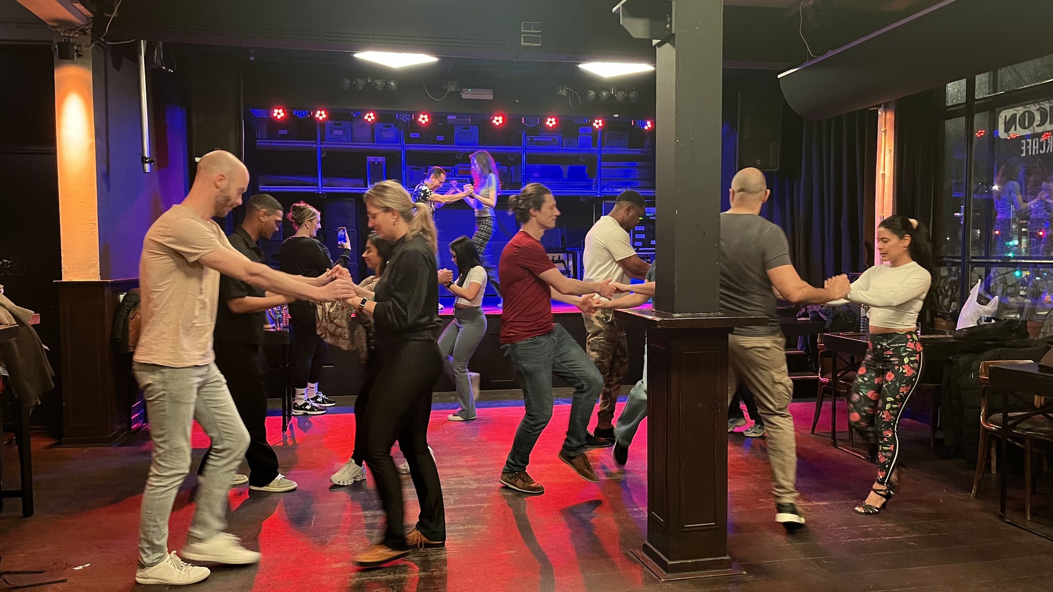🔥 Latin Social + Gratis Salsa Caleña Workshop DJ VJ Garcia 🔥