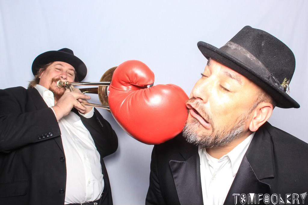 Mike Rinta & The Swing Therapists at the Woodchopper's Ball