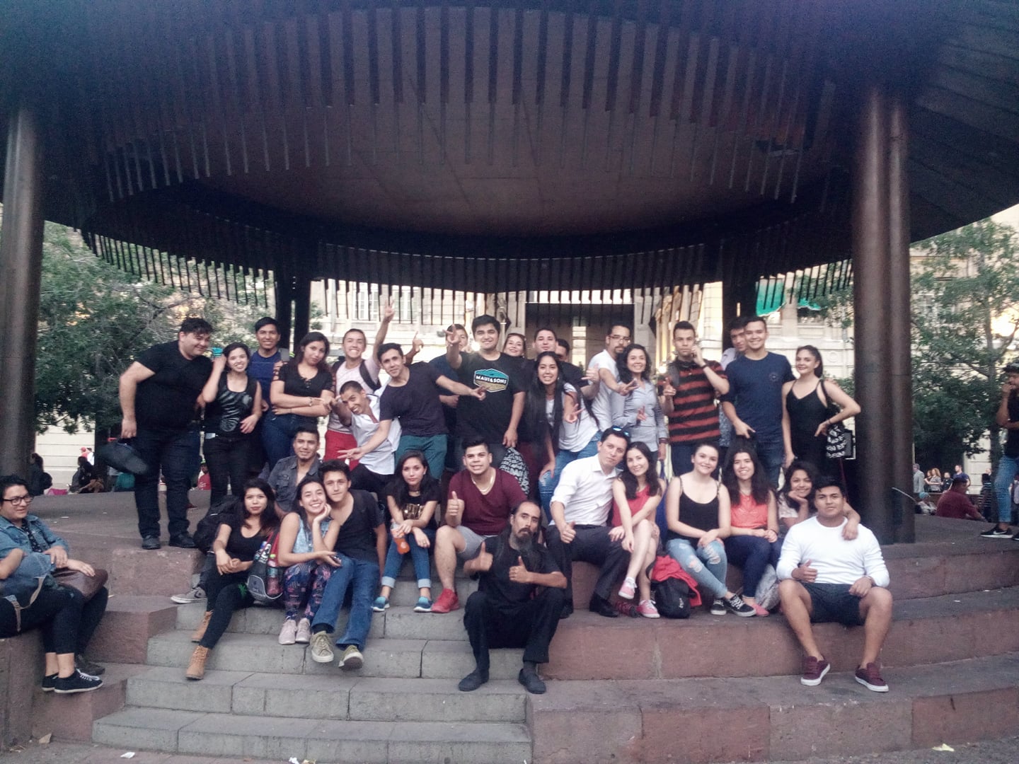Bailando En Plaza De Armas XXII (SBS ft. DjEsteban, anfitriones Invitados)