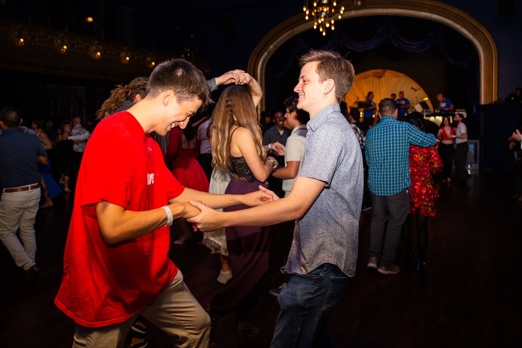 Monday Salsa Practica