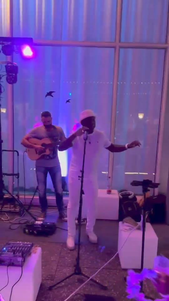 Roberto Santamaria aus Kuba live Bei Luoar Bar ,Eintritt:10€ mit eine Getränke inklusive