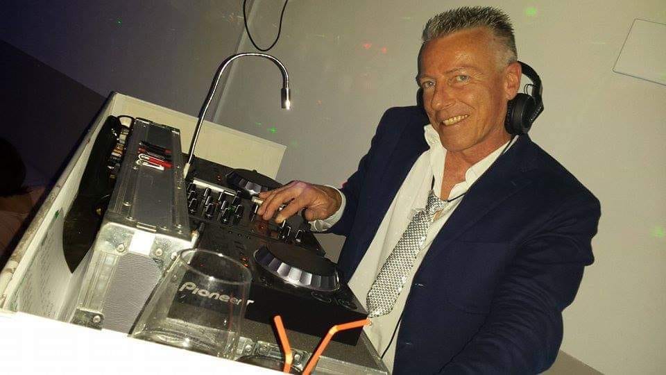 Exclusiv Club Lana Martedì Latino Dj Pablyto Ore 21.00...!!!