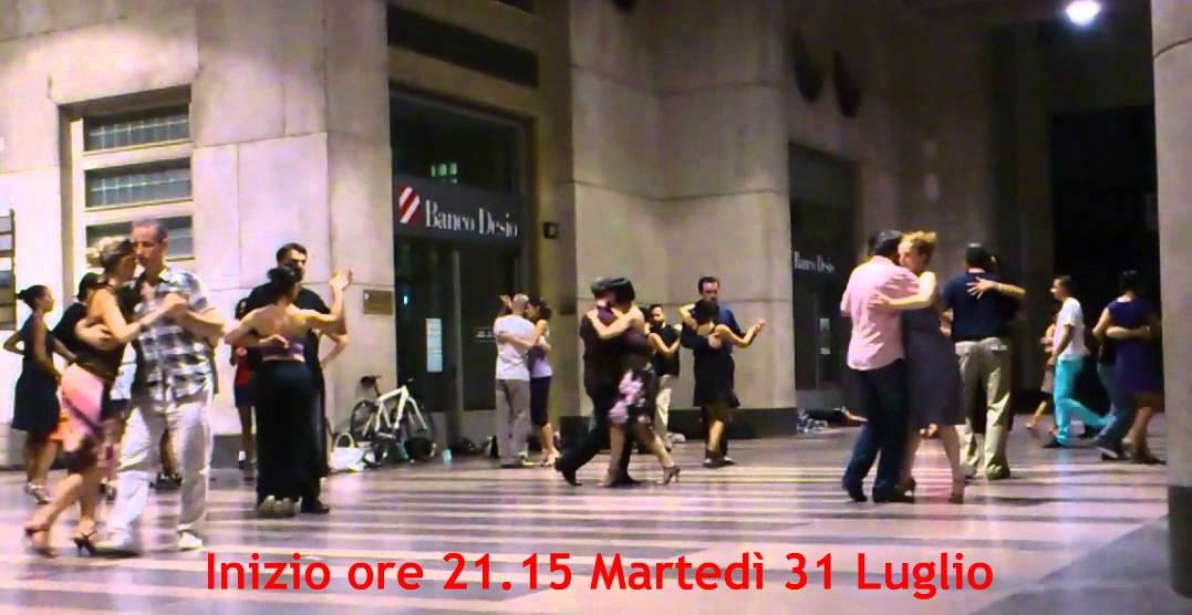 Milonga illegal sotto i portici a Caserta Martedi 31 Luglio