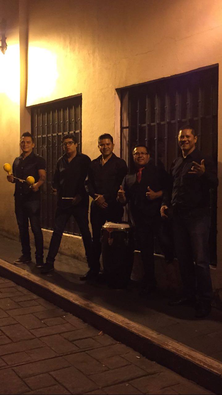 Noche de salsa!