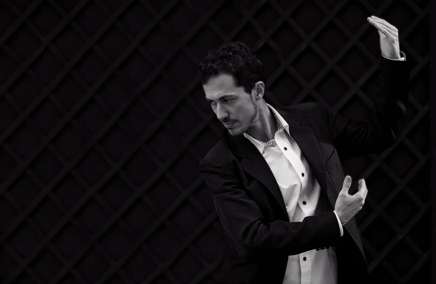 Bailar auf una Baldosa.Tanzen auf engem Raum mit Hernán Brusa