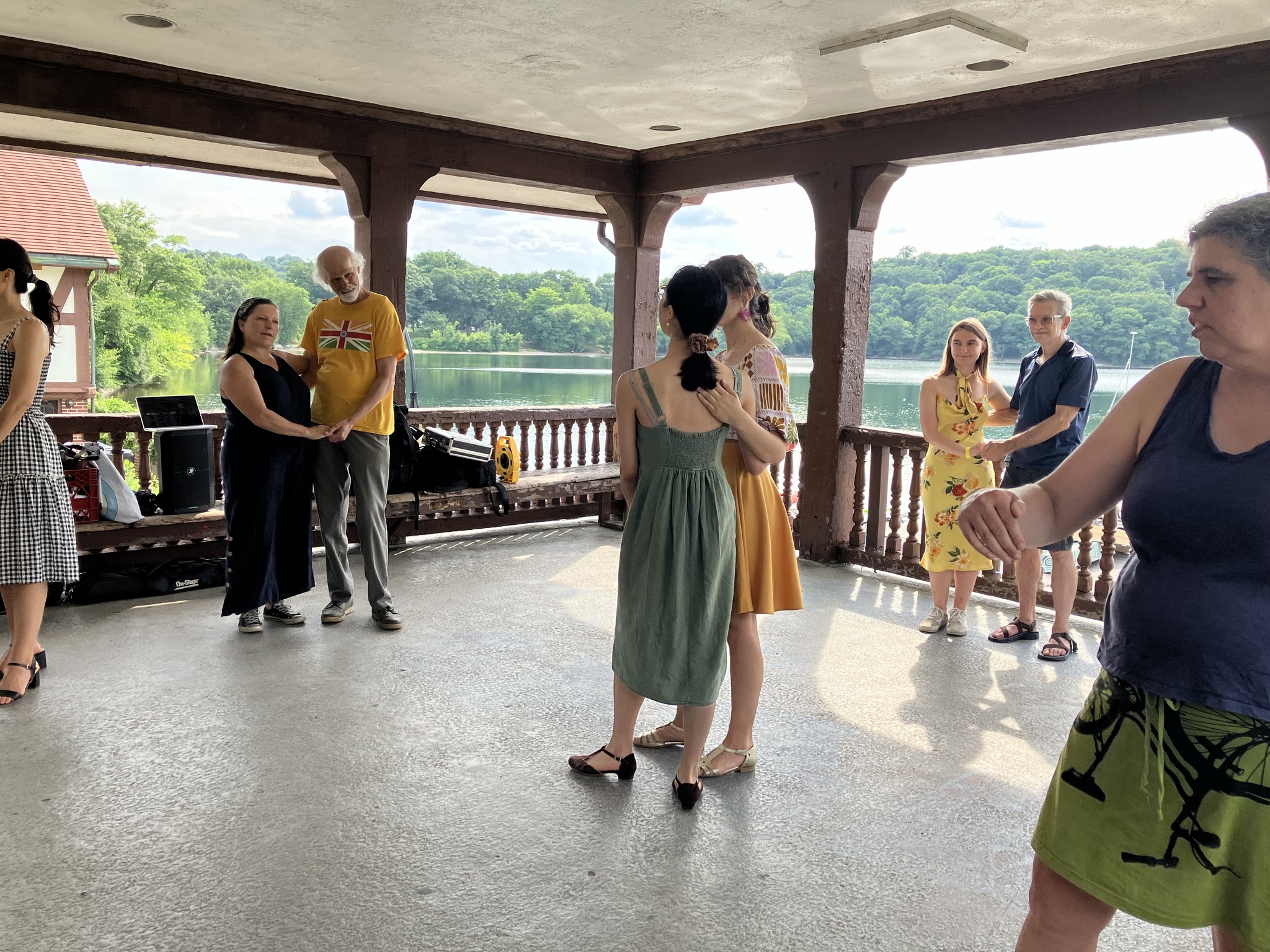 Lindy hop classes in April with Raquel and Lizzie