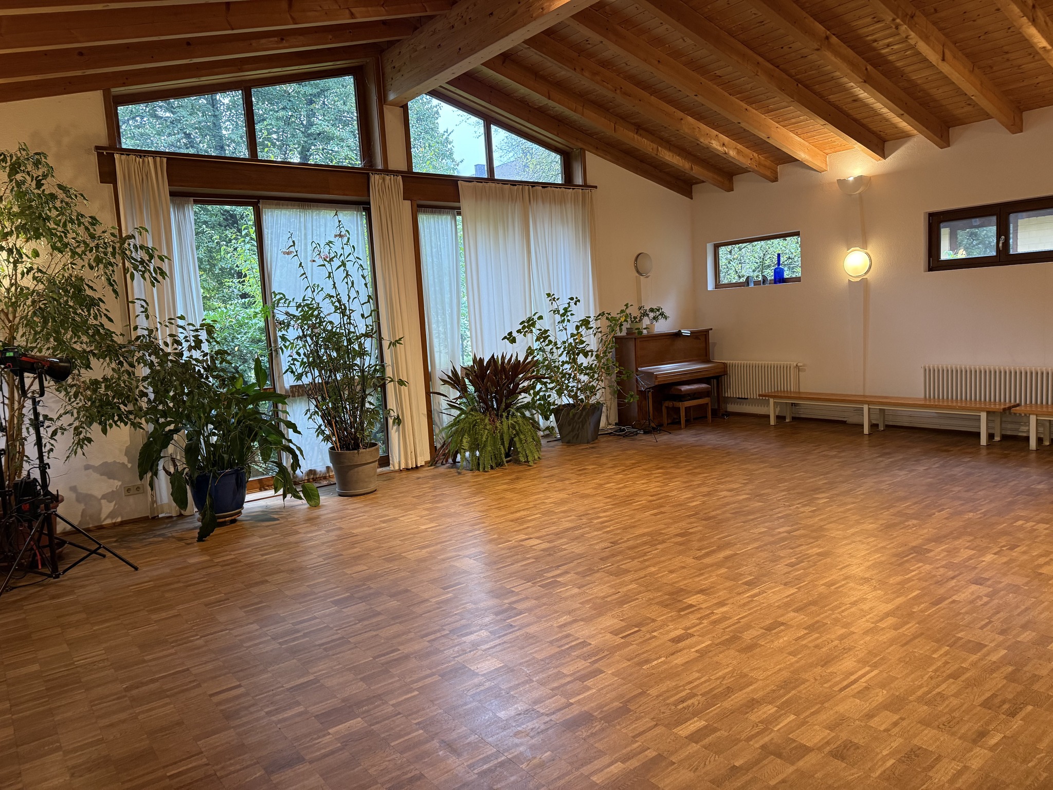 Contango Tanz : Raum für Bewegung und Begegnung „ Body and Soul Connection“