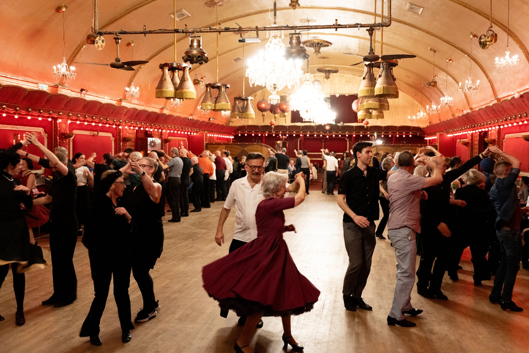 Charles afternoon Jukebox- Ballroom & Latin dancing
