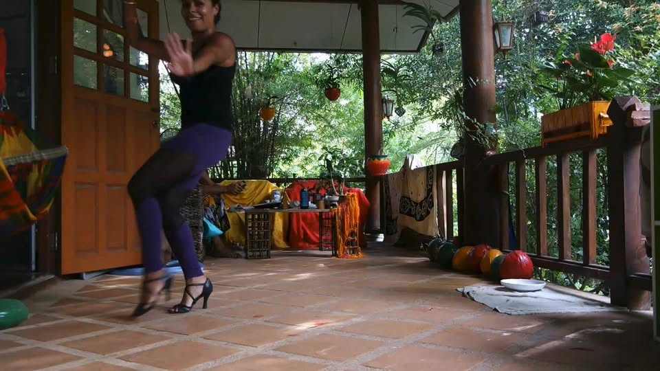 New Salsa dance classes every Sunday (7-week course)