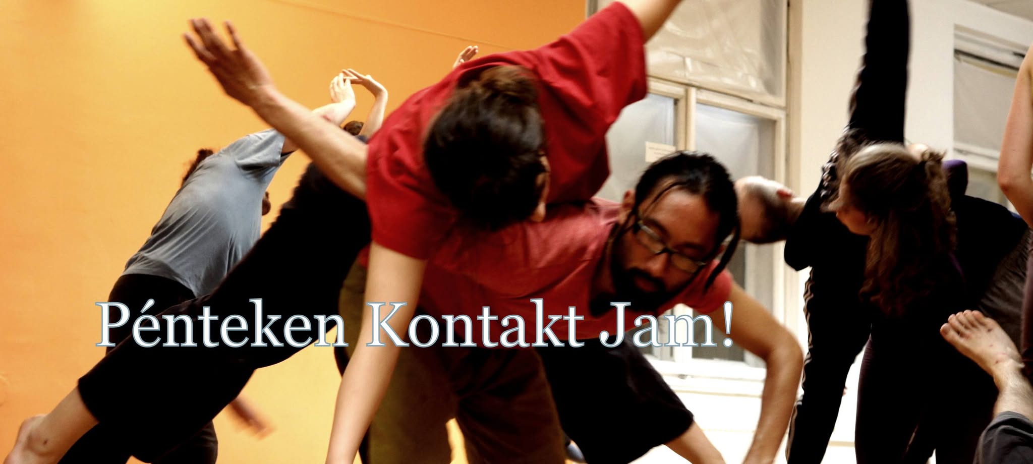 Pénteki Kontakt Jam és nyitott óra Gál Eszterrel.