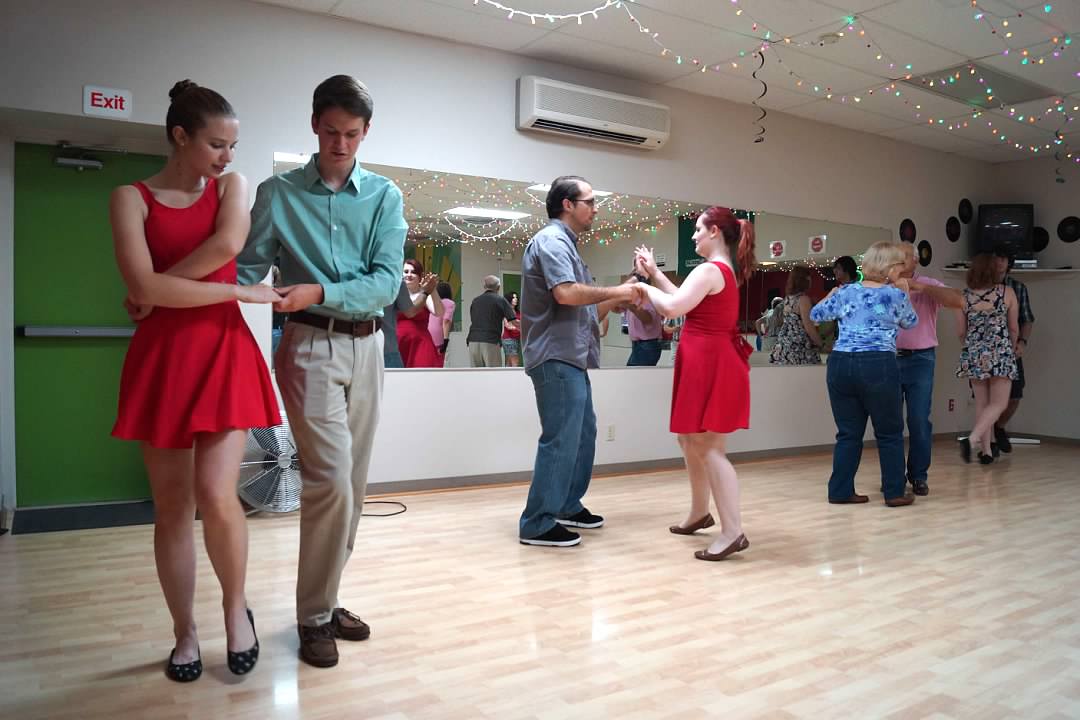 Swing Dance Lesson - free!