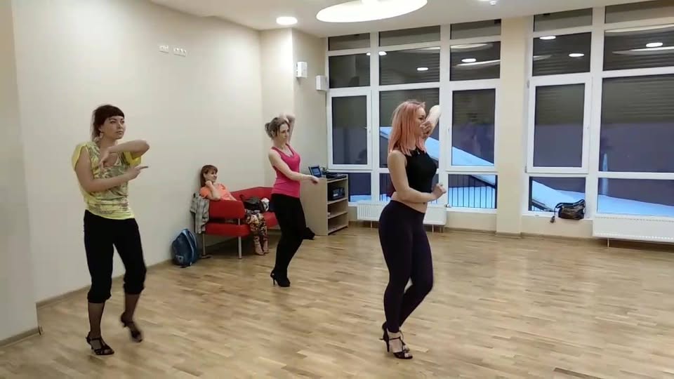 Bachata Ladies Intensive by Yulia Fedorova Kyiv