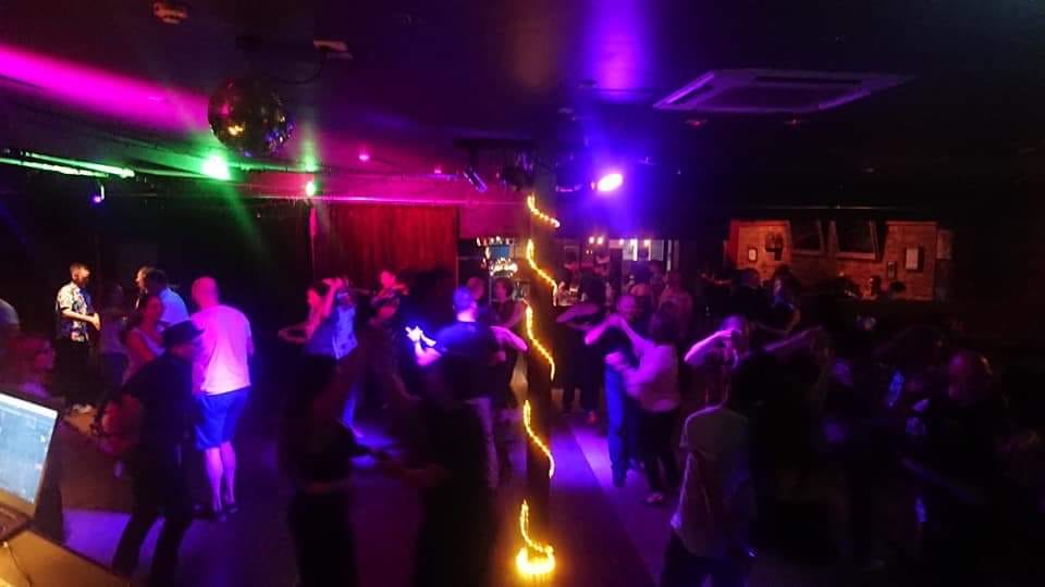 Friday Fix! A Club Social
