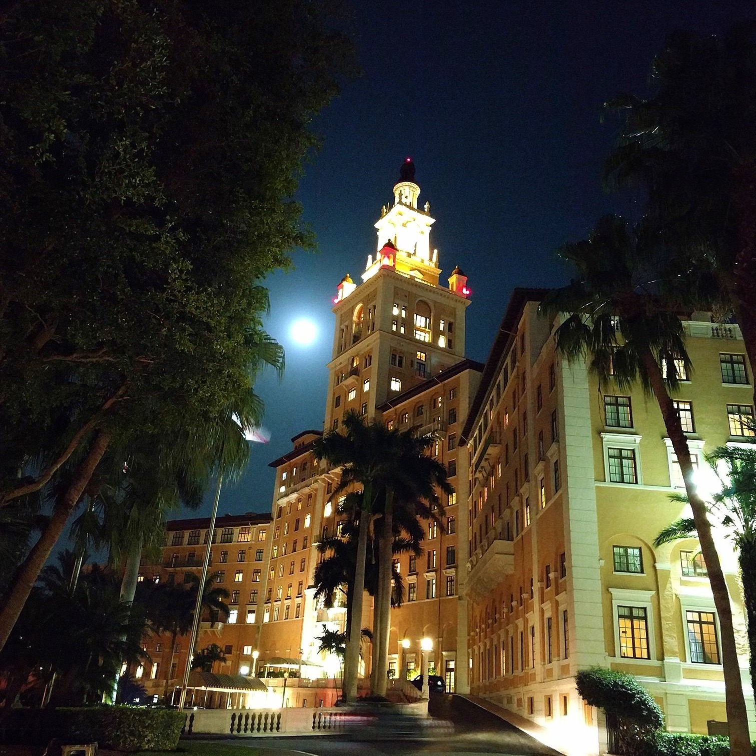 Alma de Tango, Weekly Classes & Milonga
