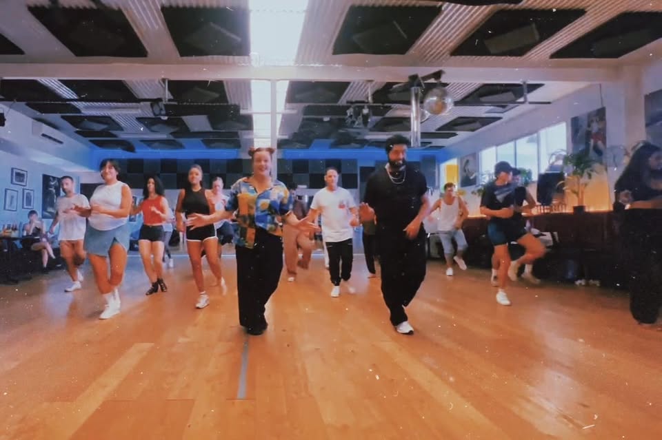 Bachata Salsa flow intensive π©π΄π¨πΊπ΅π·π¨π΄ back by popular demand