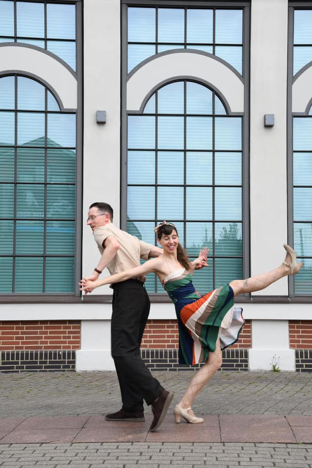 Lindy Hop • Workshop • Beginner