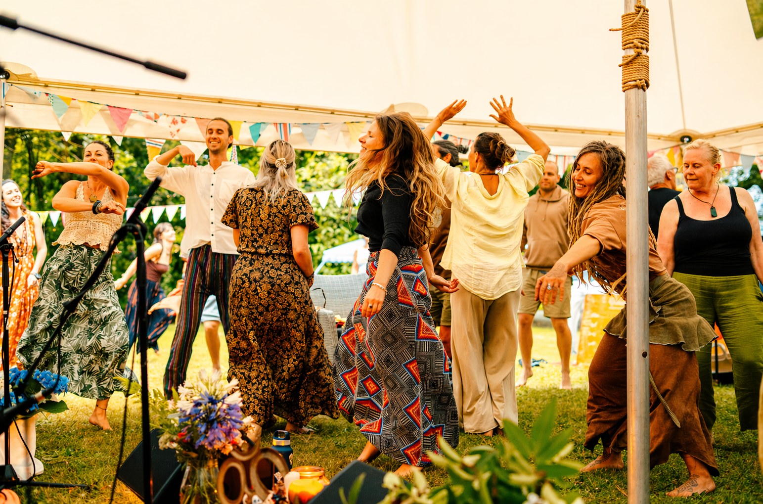 Heart Alchemy: Breathwork, Cacao & Ecstatic Dance
