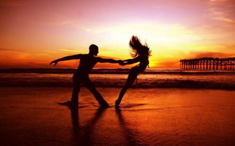 Dance & Dine with Deseo