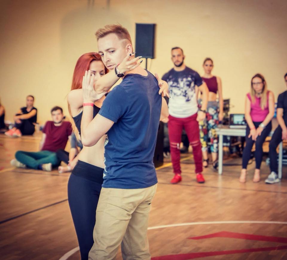 Bachata Sensual - Styling & Footwork - darmowe mini warsztaty :)