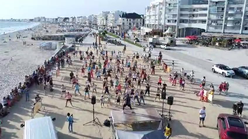 Summer Dance 🌤 🎂10eme Saison