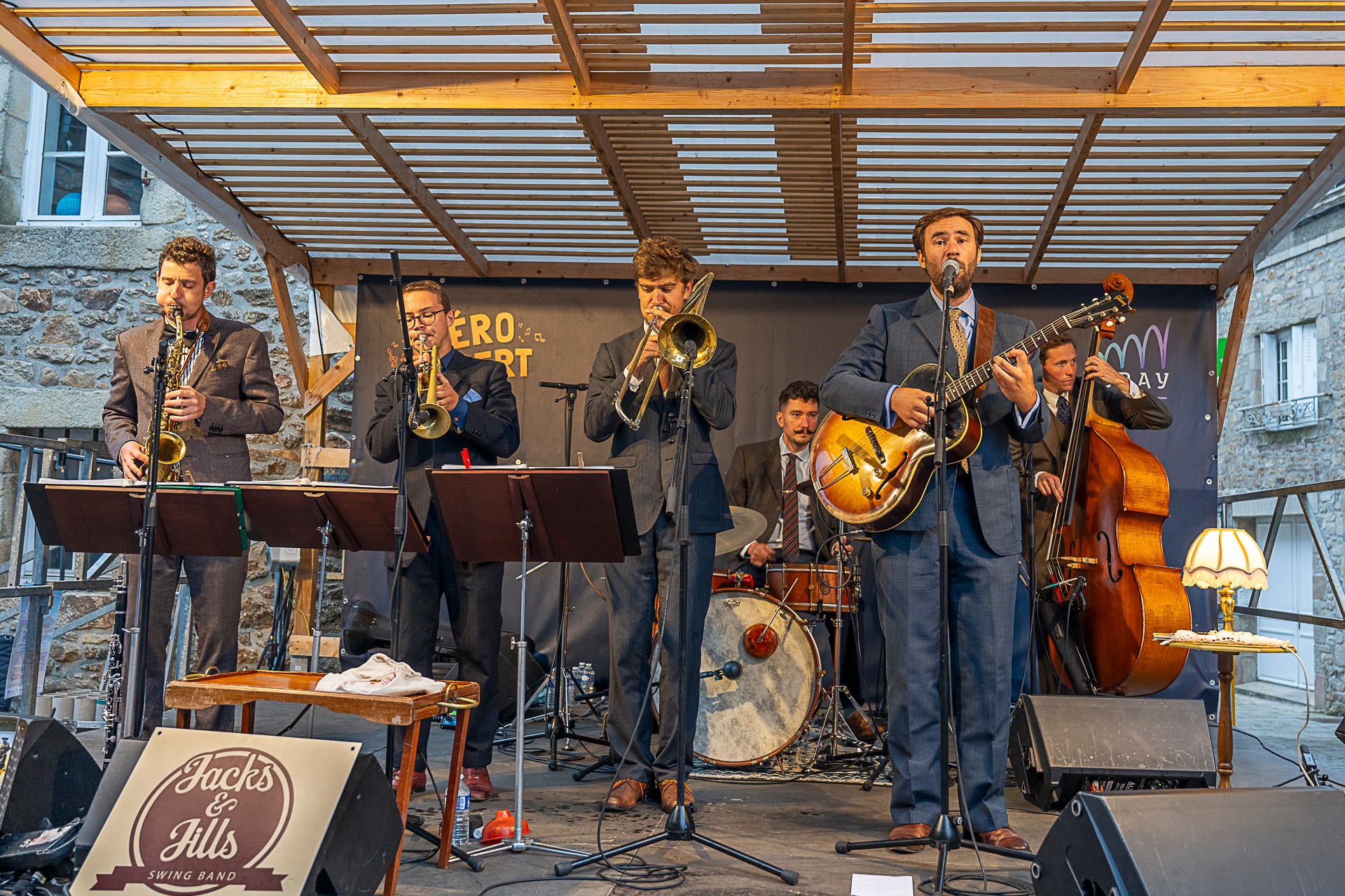 Bal mensuel du Jacksโ&โJills Swing Band #20