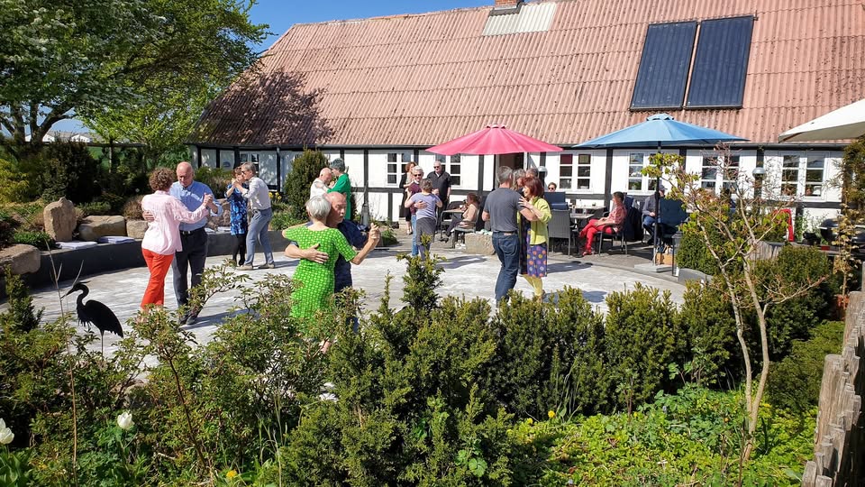 Lillemarkens Tangosalon - Åben Cool Down Milonga ifm. Sydfyn Embrace