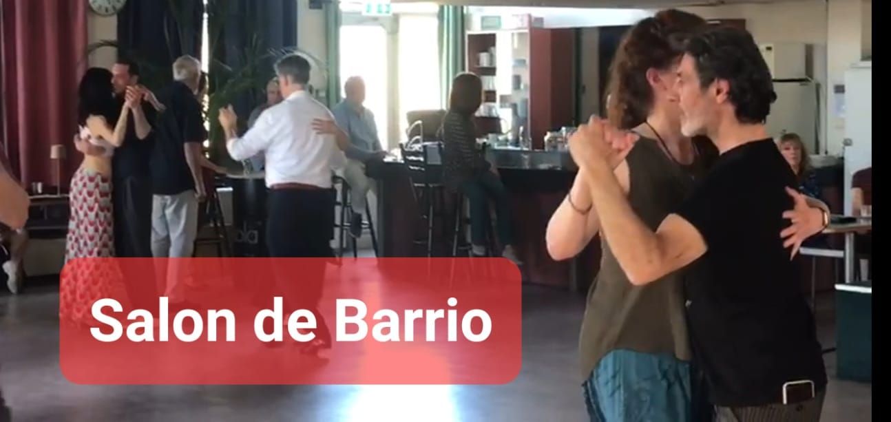 Salon de Barrio met TDj Roberto