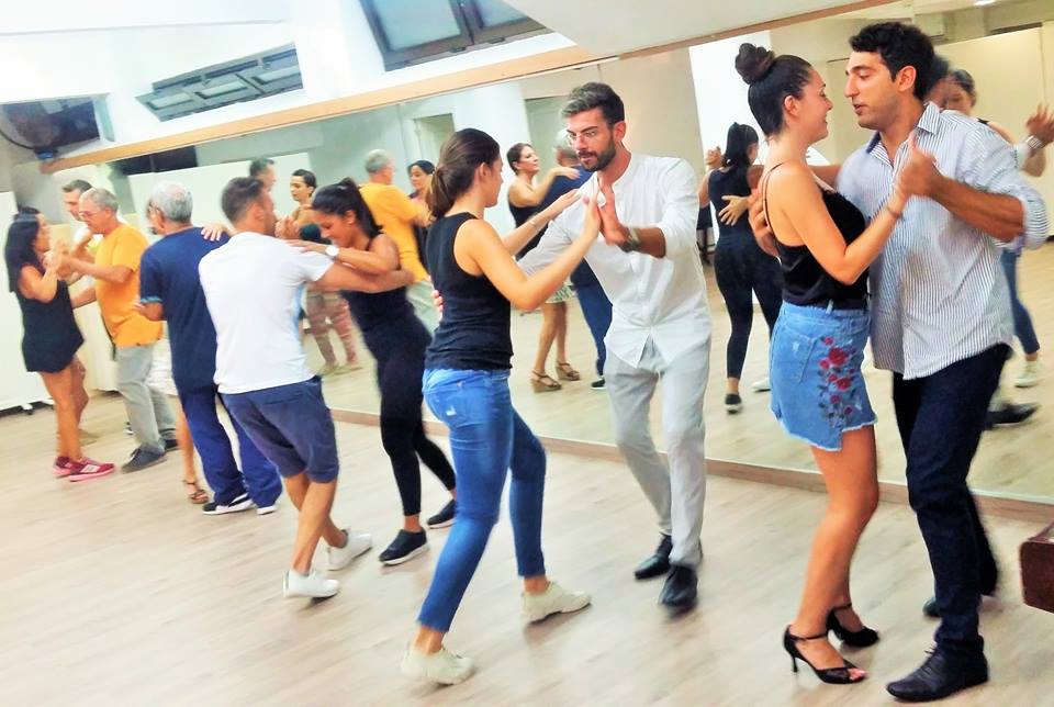 Nuevos grupos de salsa y bachata junio 2019