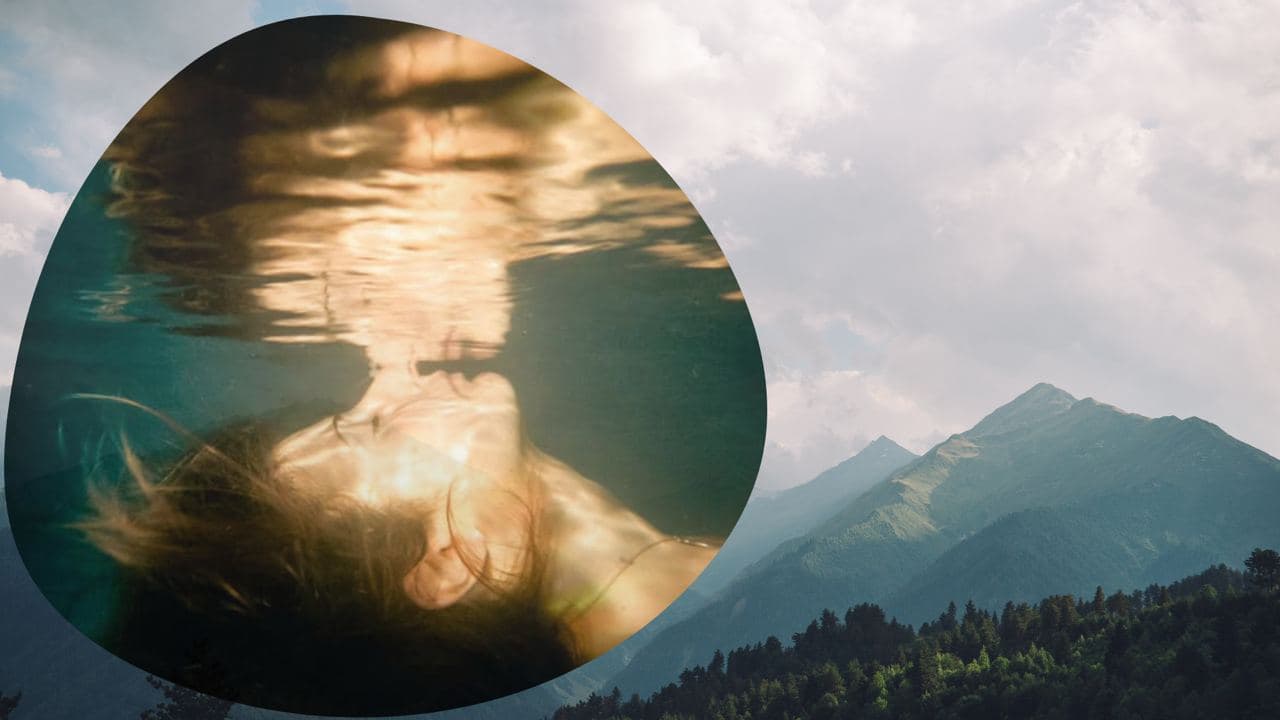 Contact Improvisation in the water. Intensive with Ola Hasia