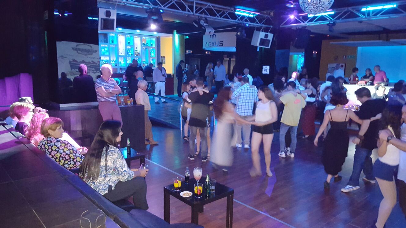 AFRO-ZOUK-Latino