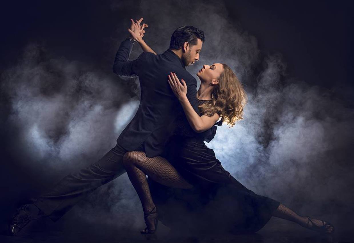 Facundo y Flor Teaching Milonga & Vals Classes In Cincinnati!
