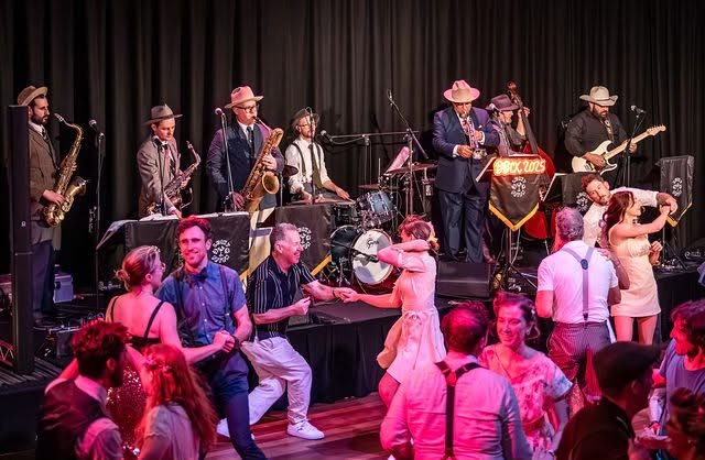 Swing Dance Classes - Gold Coast