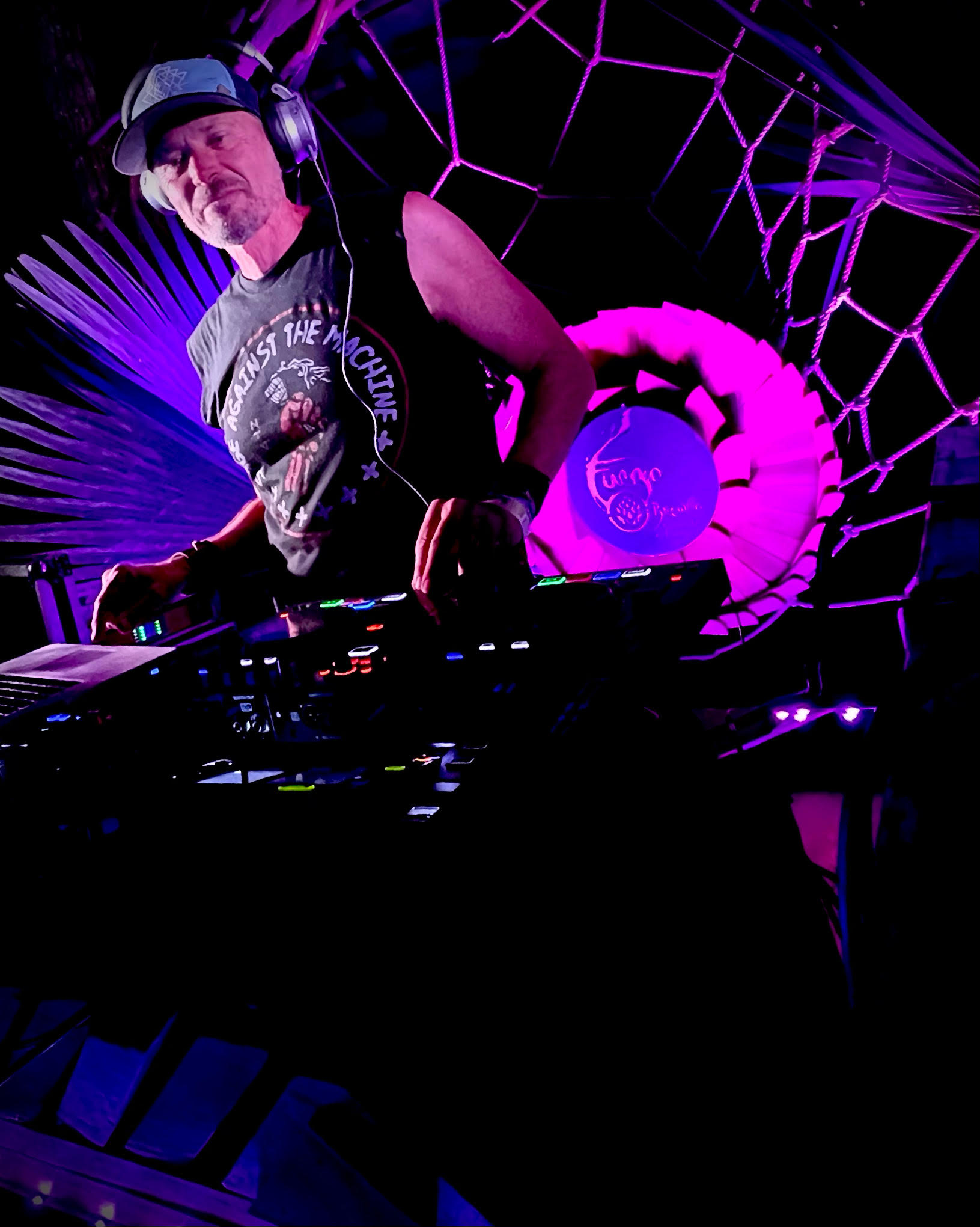 Movement Temple featuring DJ Dragonfly!