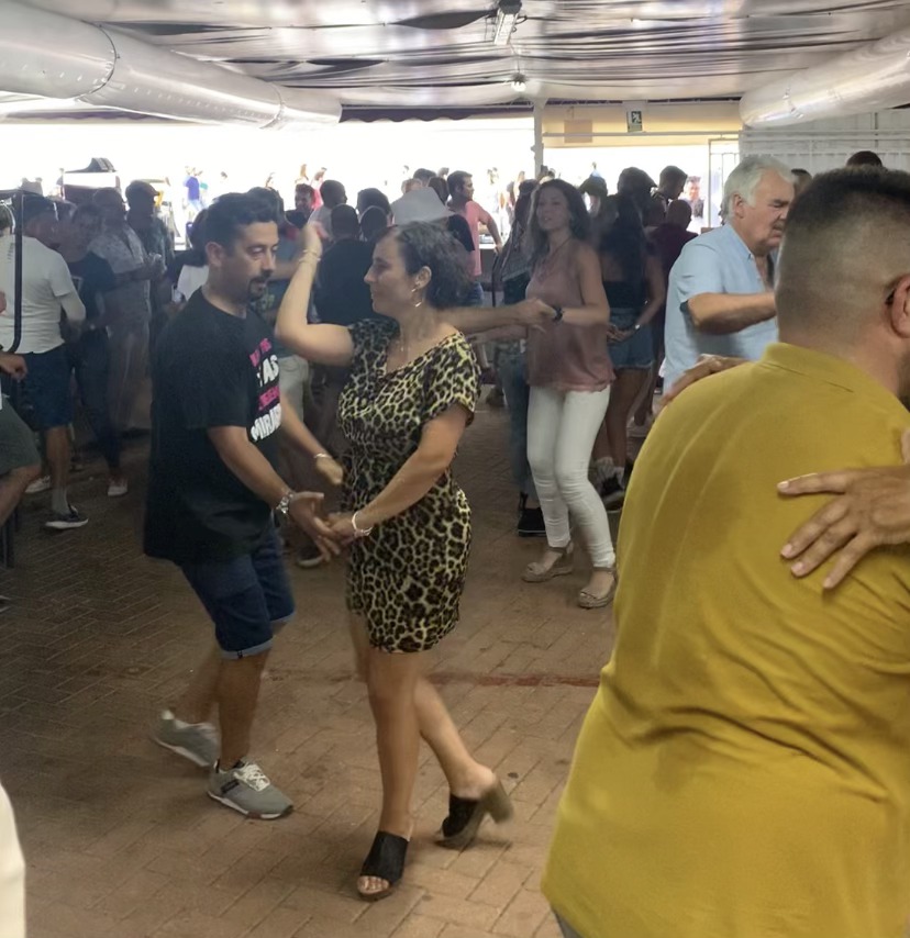 Quedada bailable "Guaracheros Viajeros" Comida - Fiesta en la Feria de Albacete 2025