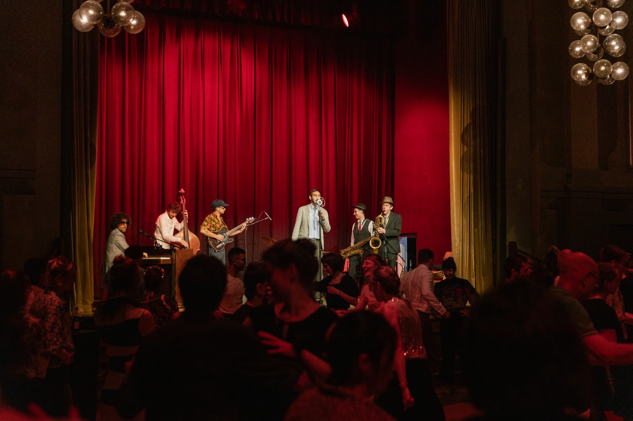 The Fat Six @Swing am Gleisdreieck - Outdoor Dancing & Live Music - FREE DONATION BASED
