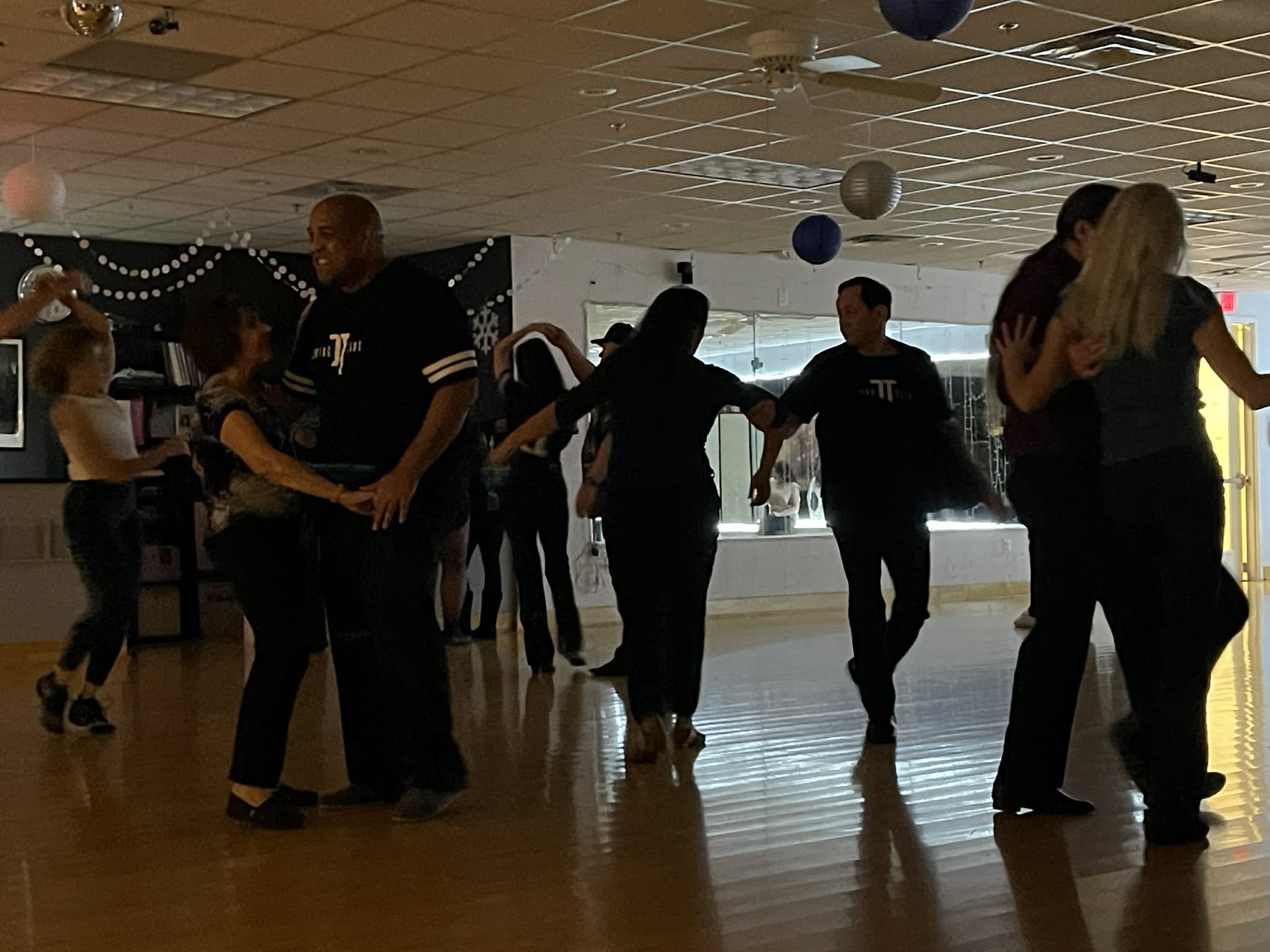 Swing’n Saturday Den- 3rd Saturdays